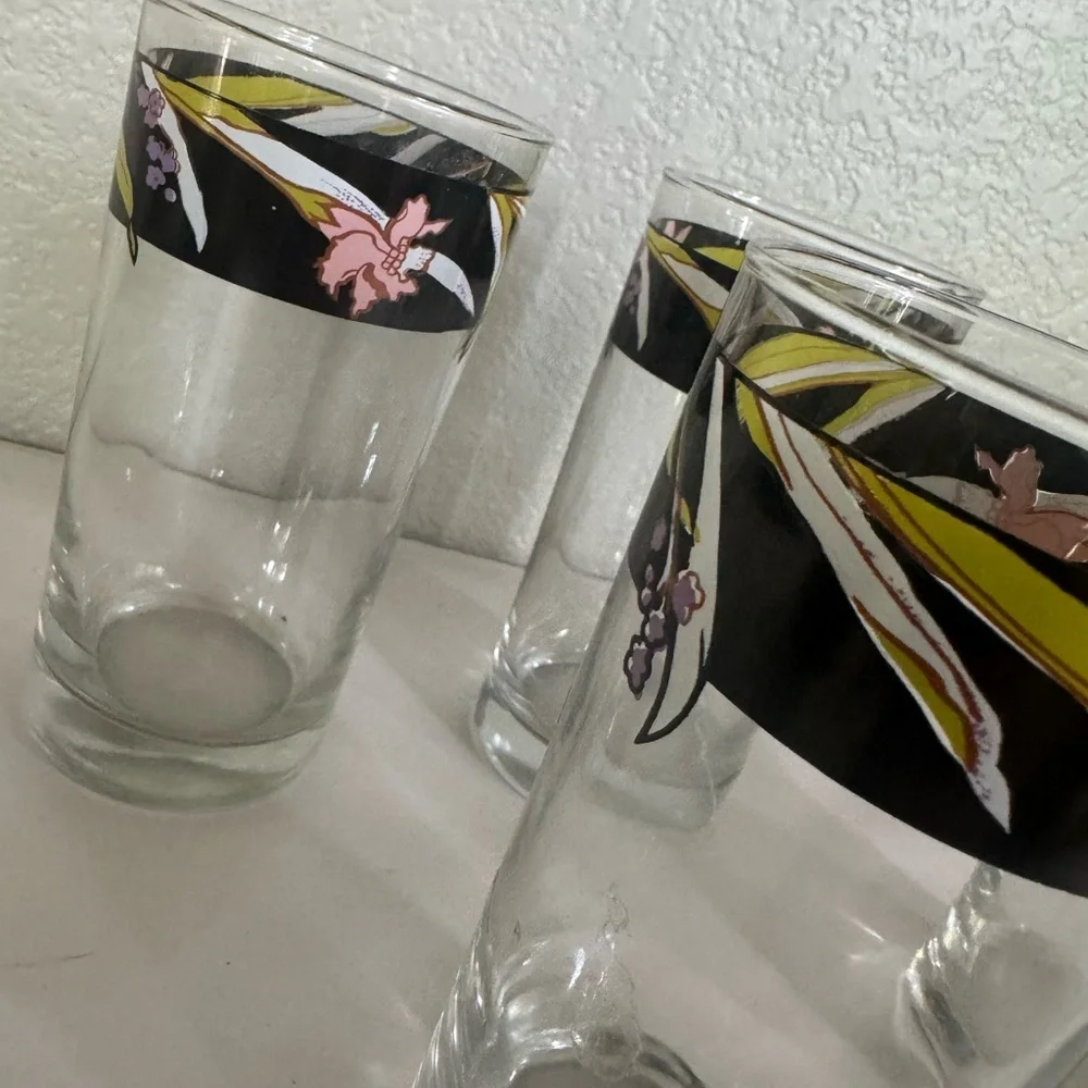 80s Black and Green Orchid Lilly Water Glasses set of 4
